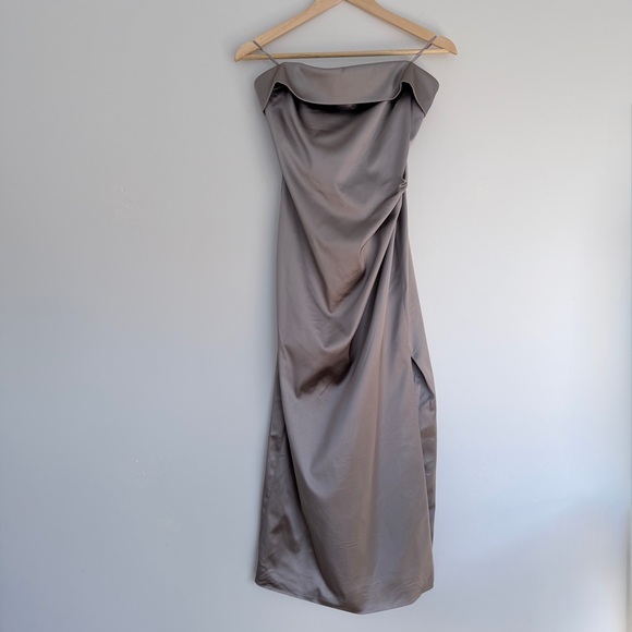 Aritzia Ten Exclusive Satin Dress - Picture 2 of 10